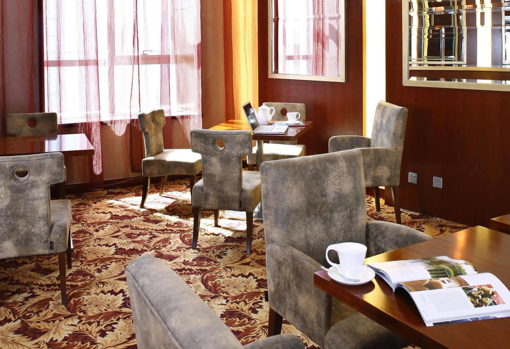 Ariva Beijing West Hotel Kültér fotó